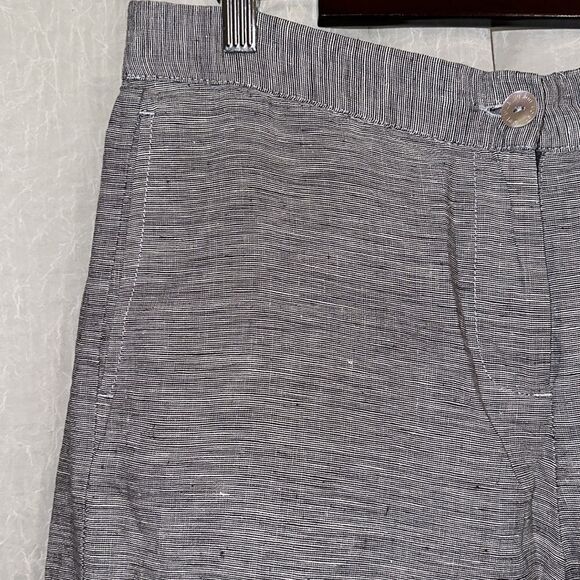 blue illusion M Chambray Heather Blue Linen Hem Tabs Bermuda Shorts with Pockets - Picture 3 of 12